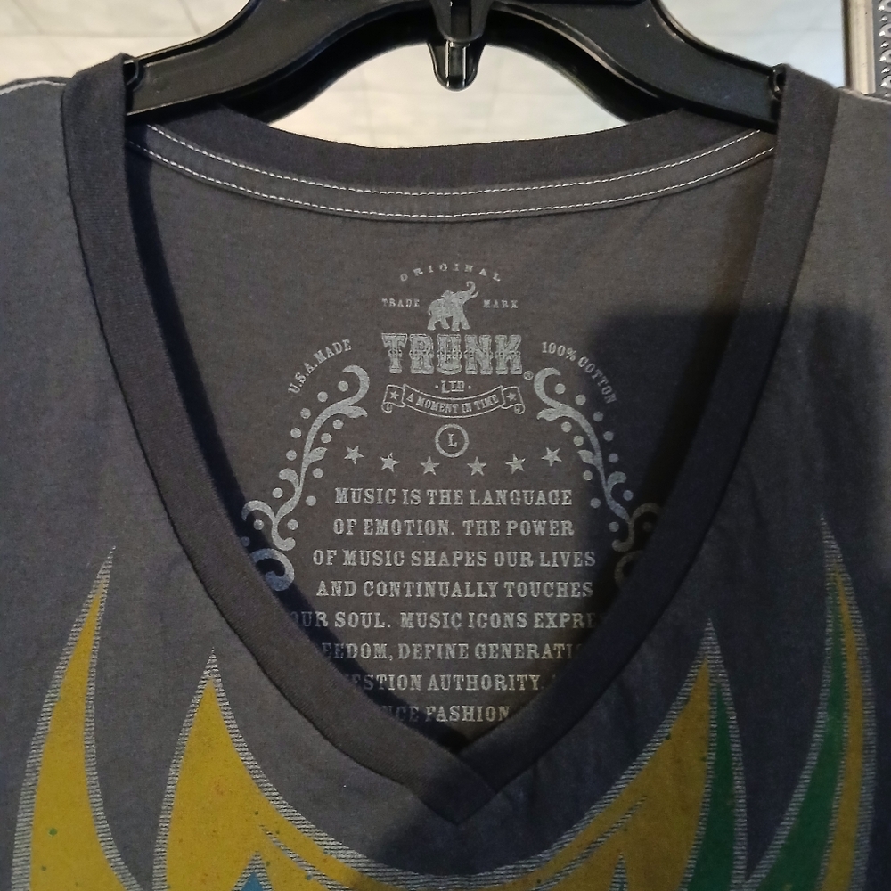 Women's t shirt